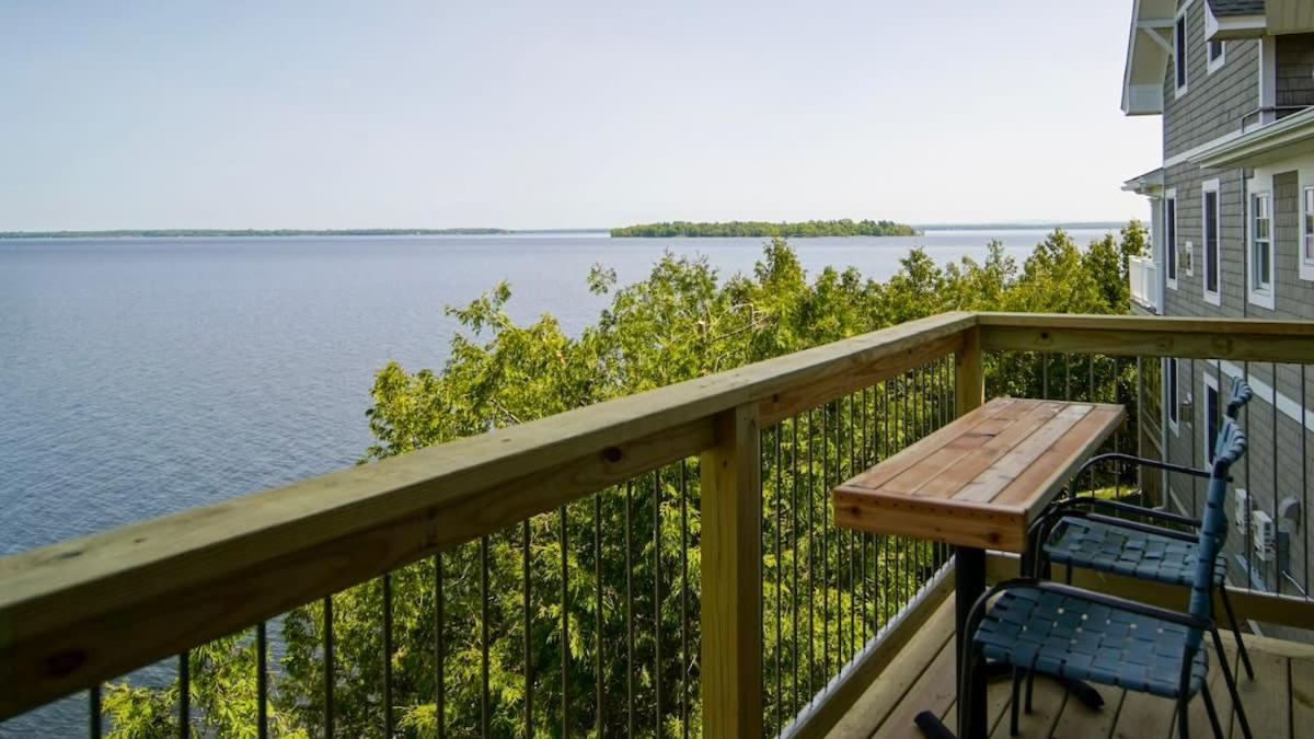 Loza House Coastal Design Unit With Lake & Mountain Views Plattsburgh Exterior foto